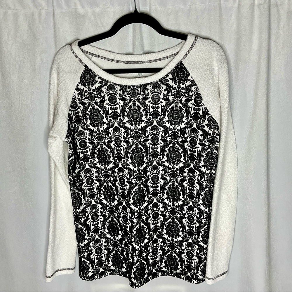 Disney Parks Haunted Mansion Long Sleeve Top Terry Cloth Size Small